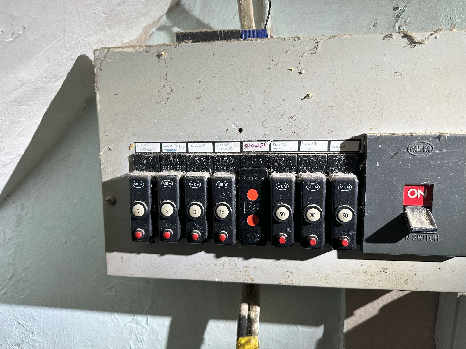 Old fuse box upgrades : What you need to know - DCN Electrical