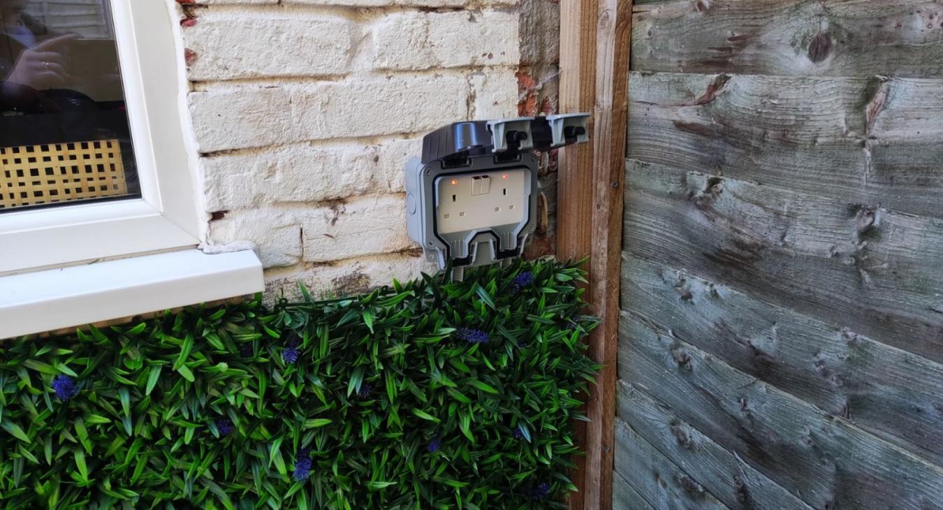 Outdoor socket in Southampton